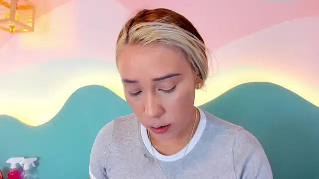 Lannajansen online show from January 8, 4:20 pm