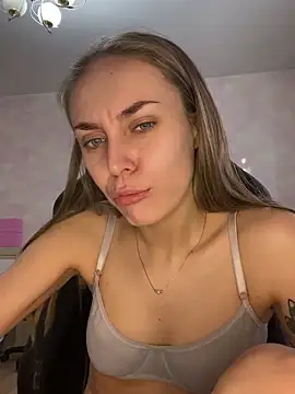 White Lu online show from February 15, 2:26 am