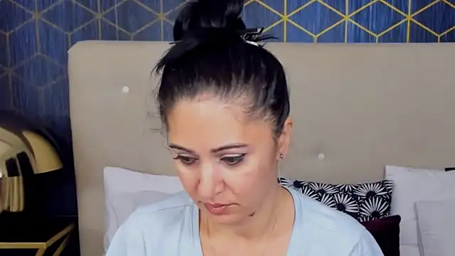 Snapshot of ValeryBlakes chatting on December 5, 8:38 pm ValeryBlakes online show from December 5, 8:38 pm