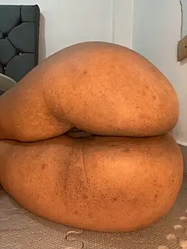 Snapshot of Charlotte_bronxxx chatting on September 13, 3:34 pm Charlotte bronxxx online show from September 13, 3:34 pm