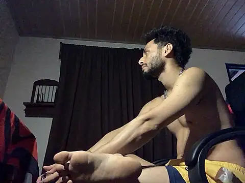 Nooneisthis online show from May 2, 10:59 pm