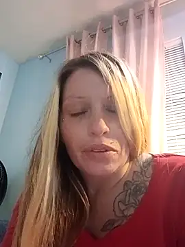 barbieinbondage7 online show from April 27, 8:23 am