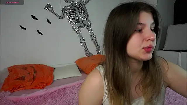 nawuwu online show from November 7, 6:13 am