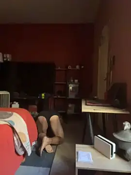 Snapshot of paullliliu chatting on May 27, 2:03 pm paullliliu online show from May 27, 2:03 pm