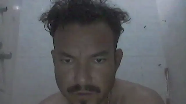 Snapshot of paullliliu chatting on July 24, 9:13 pm paullliliu online show from July 24, 9:13 pm