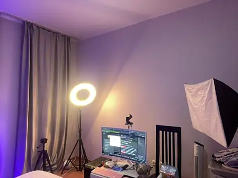 Molli Luv online show from March 2, 5:47 pm