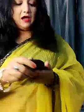 Snapshot of horny_lizia chatting on July 1, 3:12 pm horny lizia online show from July 1, 3:12 pm