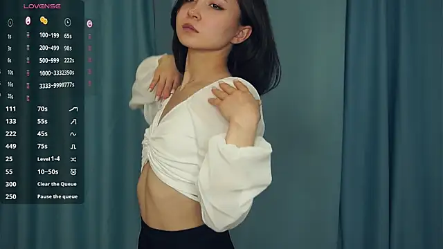 VeronaCritchlow online show from March 6, 11:03 am