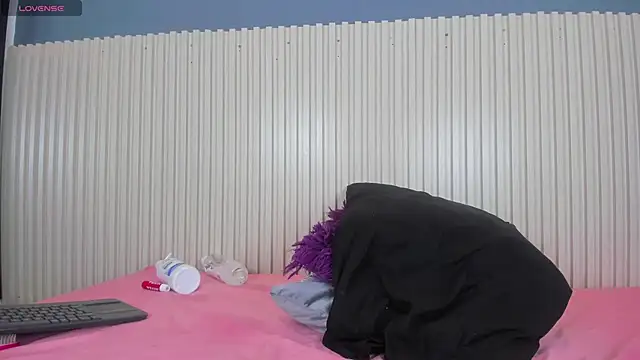 Madeline Cooper08 online show from February 8, 10:51 pm