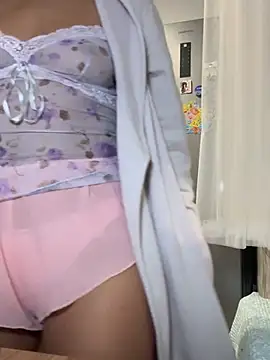 Donna Sun online show from March 1, 8:10 pm