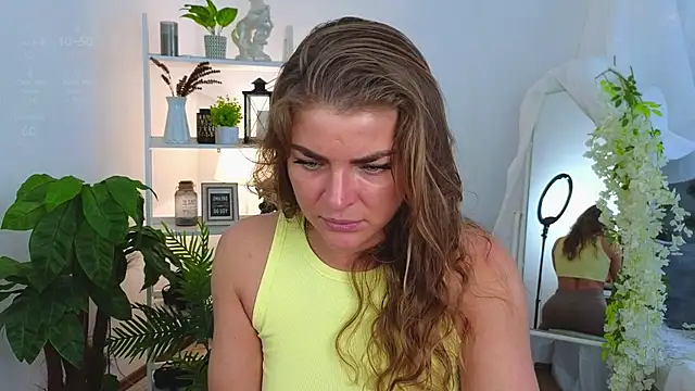 Donna Sun online show from March 25, 1:17 pm