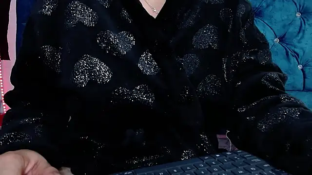 isabelajonesgl online show from February 15, 10:10 pm