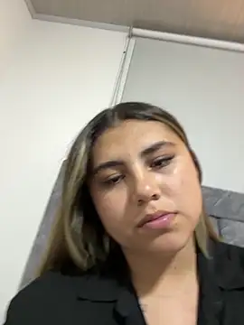 MeganCrow online show from February 17, 11:55 pm