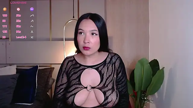 Victoria Collinns online show from November 20, 12:27 pm