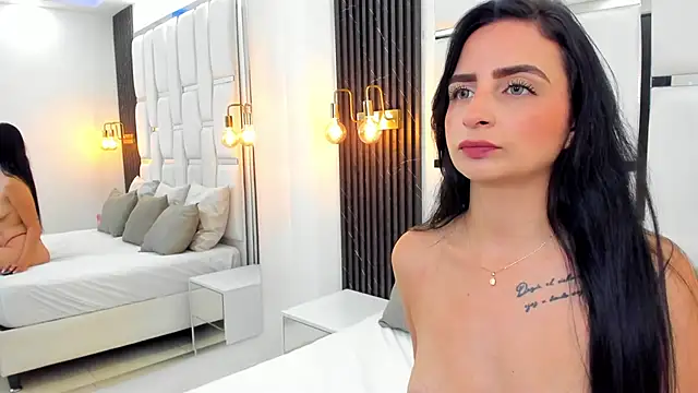 victoria cambell  online show from February 25, 7:25 pm