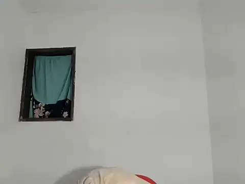 Snapshot of kaiataylor chatting on February 24, 3:26 am kaiataylor online show from February 24, 3:26 am