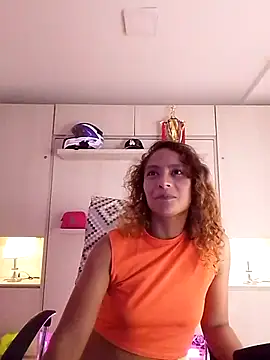 Snapshot of Zoedaniels chatting on February 28, 8:39 pm Zoedaniels online show from February 28, 8:39 pm