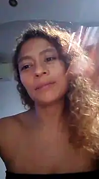 Snapshot of Zoedaniels chatting on March 14, 4:21 am Zoedaniels online show from March 14, 4:21 am