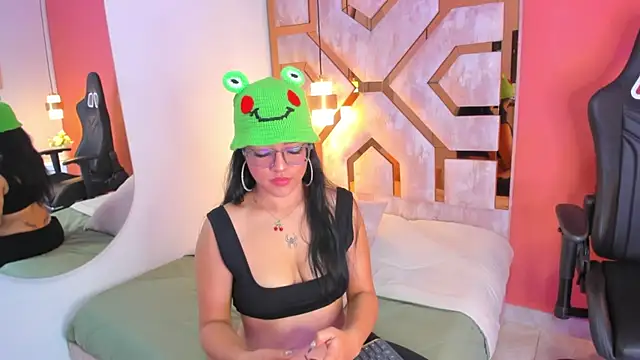 Billie Jhonson  online show from November 21, 3:27 am