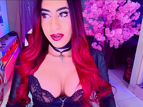 Snapshot of latexgoddes chatting on November 27, 1:18 am latexgoddes online show from November 27, 1:18 am