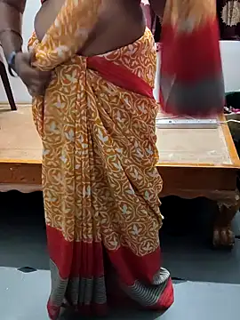 Snapshot of laxmitelugu78 chatting on January 26, 8:23 pm laxmitelugu78 online show from January 26, 8:23 pm