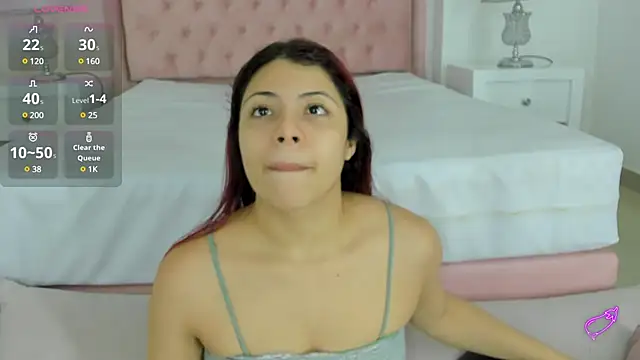 Snapshot of Kendall__Fox chatting on January 30, 4:48 am Kendall Fox online show from January 30, 4:48 am