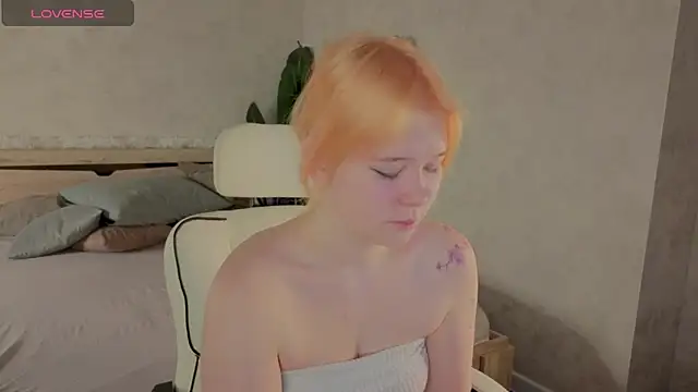 Amy Kimberlly online show from December 21, 12:07 am