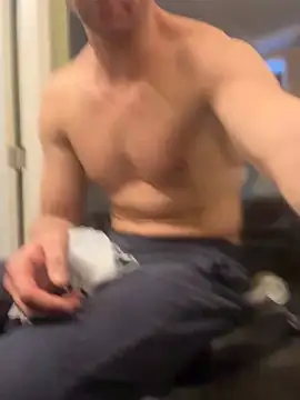 Snapshot of sexyhotstud12 chatting on January 26, 2:41 pm sexyhotstud12 online show from January 26, 2:41 pm