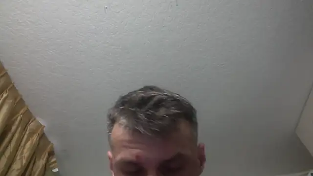 Snapshot of sexyhotstud12 chatting on February 2, 12:57 pm sexyhotstud12 online show from February 2, 12:57 pm