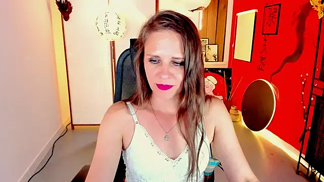 EmiliaBedy online show from June 3, 2:33 pm