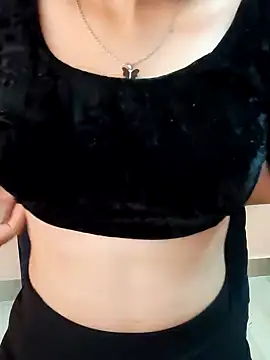 Snapshot of Aapsara_ chatting on January 24, 5:21 pm Aapsara online show from January 24, 5:21 pm