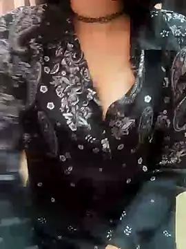 Snapshot of Aapsara_ chatting on January 25, 4:57 pm Aapsara online show from January 25, 4:57 pm