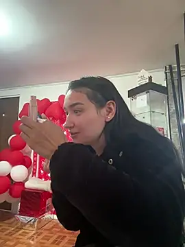 Sofii cutee online show from February 17, 1:53 pm