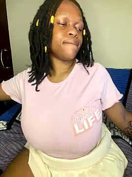 Boneca25 online show from January 8, 10:23 pm