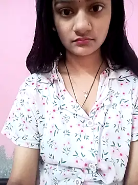 Snapshot of Tanu-00 chatting on November 3, 5:31 am Tanu-00 online show from November 3, 5:31 am