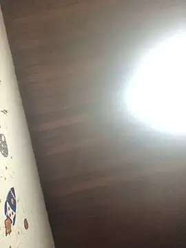 Snapshot of indiazinha69_ chatting on December 19, 8:49 pm indiazinha69 online show from December 19, 8:49 pm