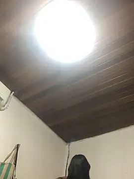 Snapshot of indiazinha69_ chatting on February 13, 7:54 pm indiazinha69 online show from February 13, 7:54 pm