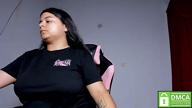 Little Shaara online show from November 28, 9:17 pm