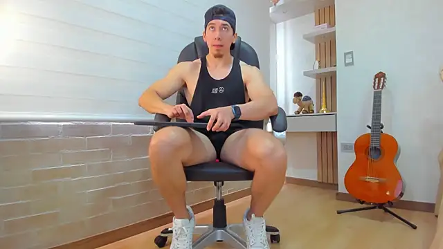 Tombarden online show from March 9, 7:29 pm