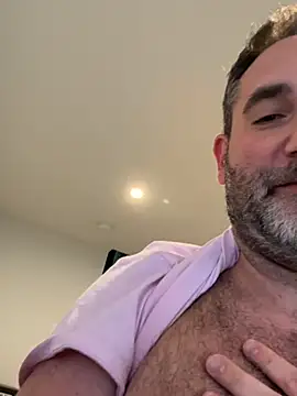 harrychest online show from April 10, 3:39 pm