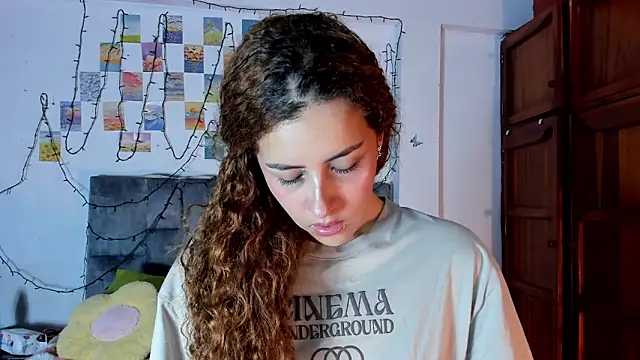 Isangel  online show from February 10, 5:00 am