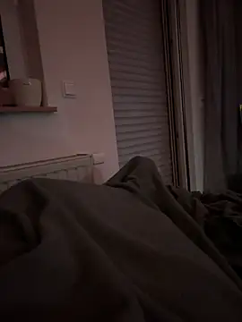 denjo111 online show from April 25, 10:40 pm