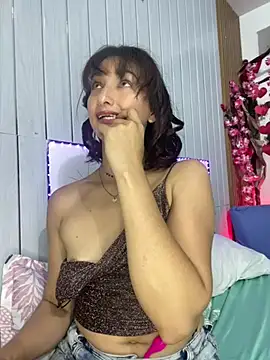 Snapshot of vicky__skinny_1 chatting on February 27, 5:47 pm vicky skinny 1 online show from February 27, 5:47 pm