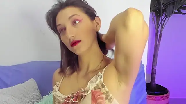 Snapshot of vicky__skinny_1 chatting on March 9, 12:20 pm vicky skinny 1 online show from March 9, 12:20 pm