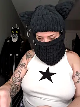 goblingirl888 online show from October 30, 6:15 am