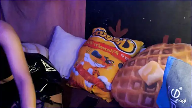 Sharkyu1 online show from March 11, 3:48 am