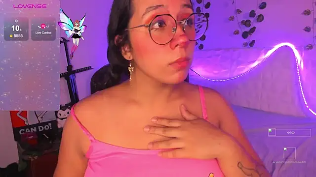 Ludovica6669 online show from November 4, 10:53 pm