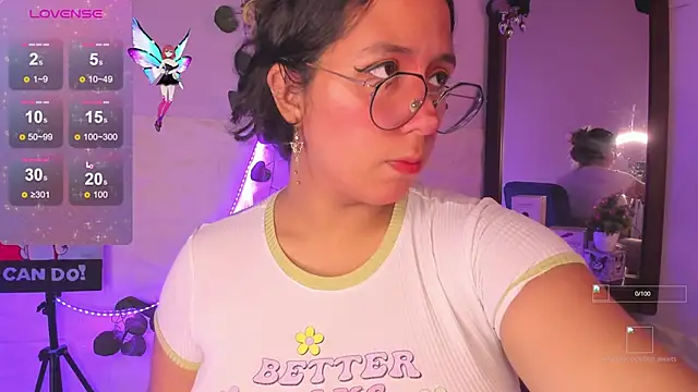 Ludovica6669 online show from November 18, 9:08 pm