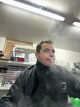 Snapshot of justeqqun chatting on January 30, 11:44 am justeqqun online show from January 30, 11:44 am