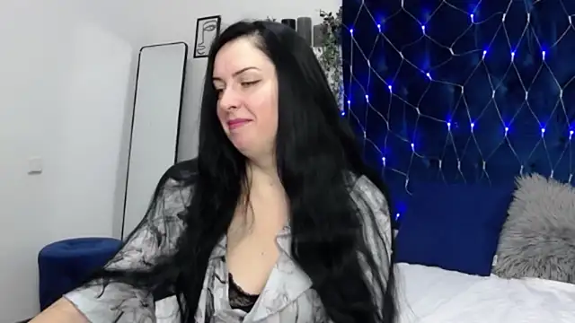 Snapshot of JacquelineElle chatting on February 11, 6:55 pm JacquelineElle online show from February 11, 6:55 pm